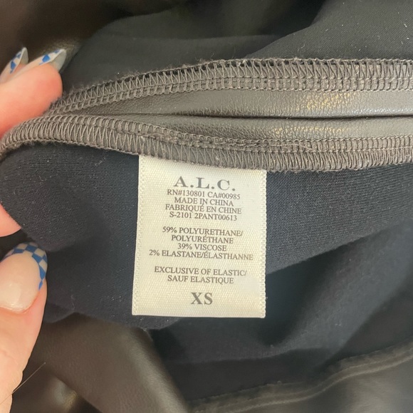 A.L.C. Kaleb Vegan Leather High-Waisted Shorts Size XS - Picture 9 of 11